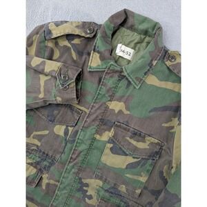 Vintage M-52‎ Field Jacket Medium Military Camo US Army Utility Coat